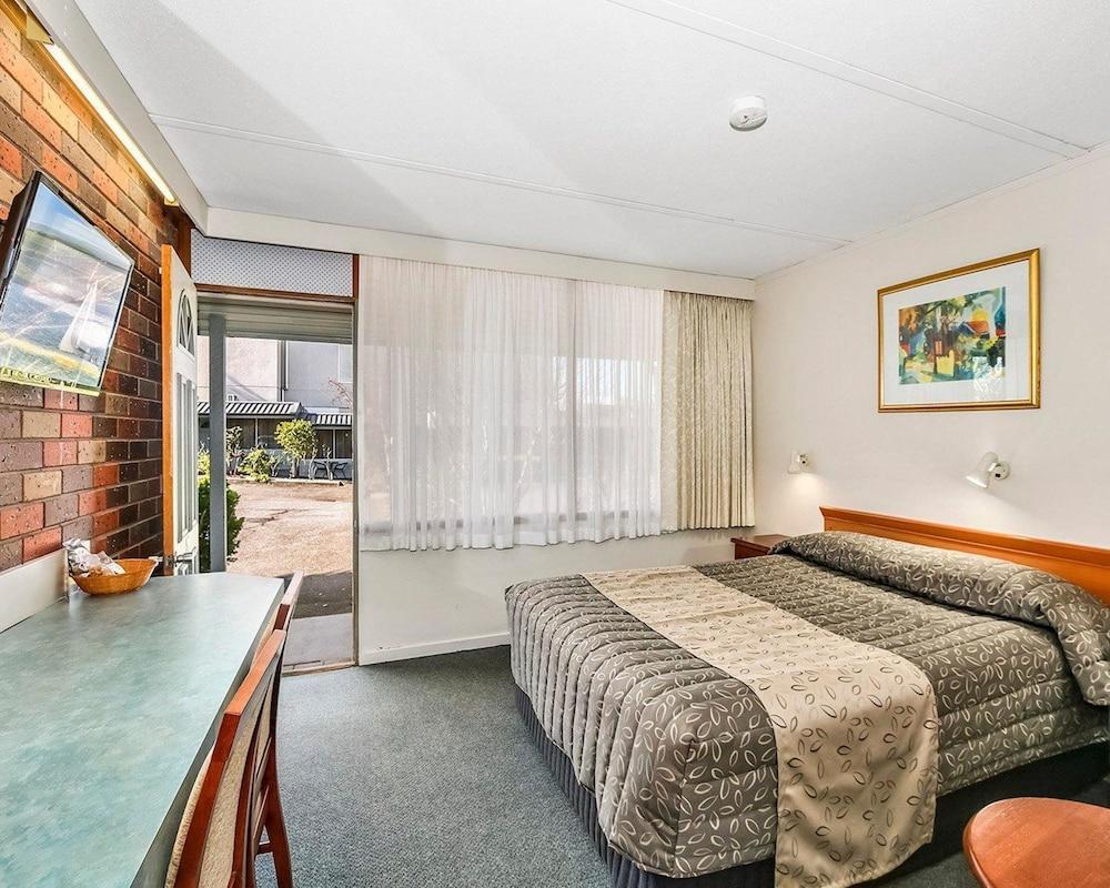 Cedar Lodge Motel Morwell Eksteriør billede