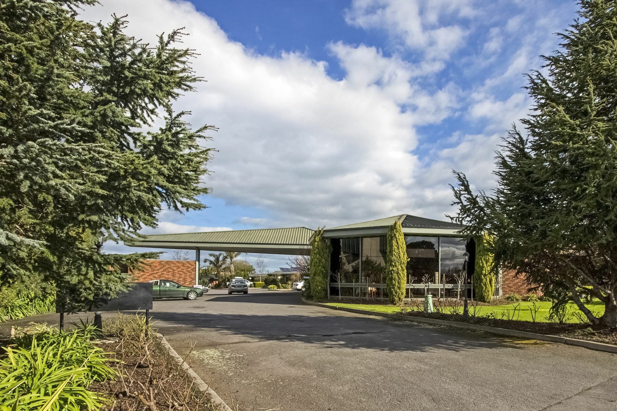 Cedar Lodge Motel Morwell Eksteriør billede